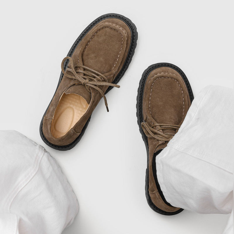 Retro-Sneaker mit dicker Sohle