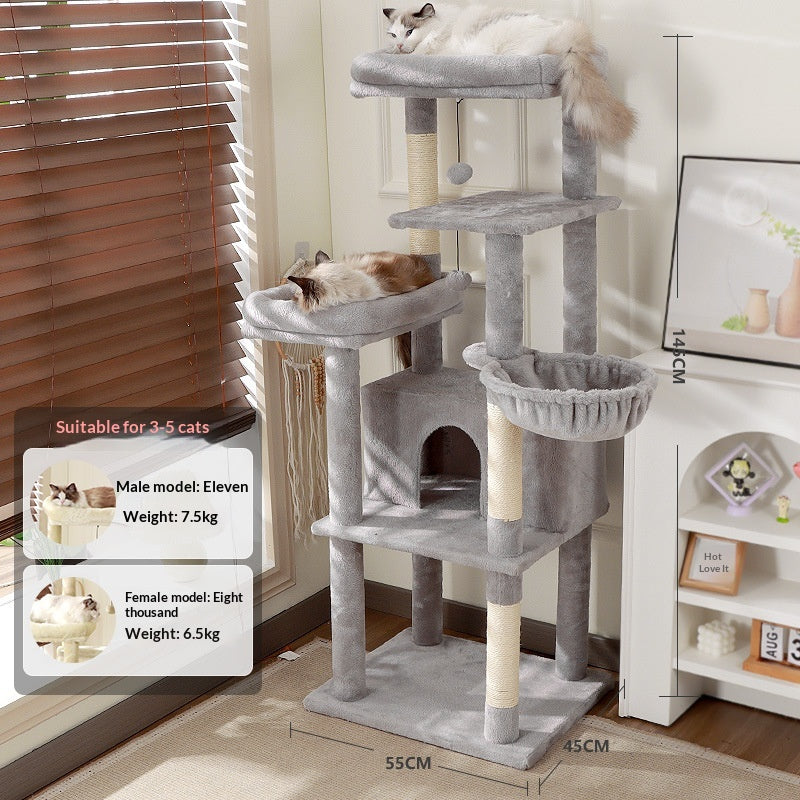 Mehrstufiger minimalistischer Katzenbaum