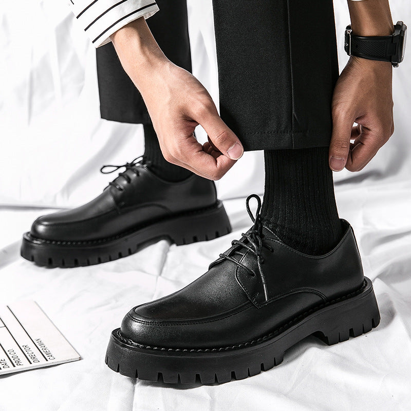 Erhöhende Schnürschuhe im Casual-Look – Bild 5 | LuxeStyle
