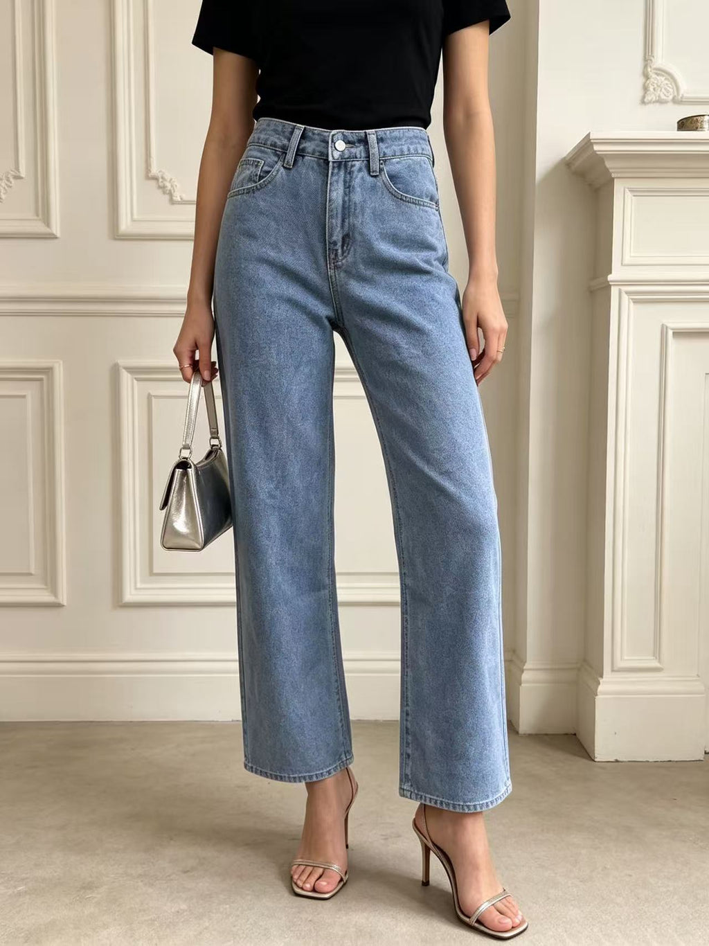 High-Waist Loose-Fit Jeans (Washed)