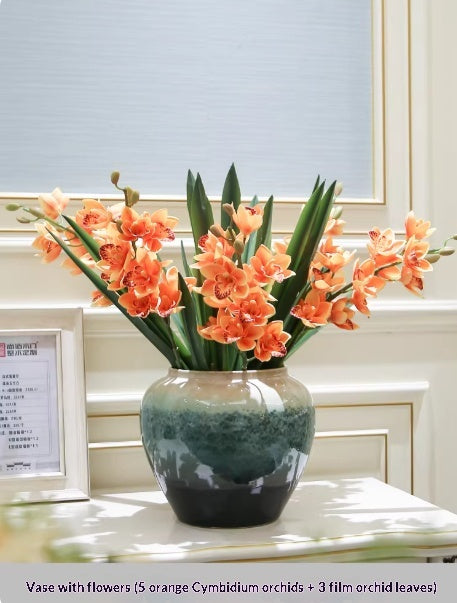 Keramikvase mit Kunstblumen und Dekoration – Bild 7 | LuxeStyle