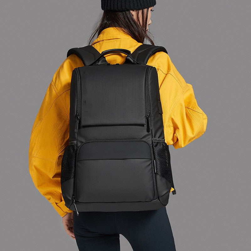 Multifunktionaler Laptop-Rucksack – Bild 6 | LuxeStyle
