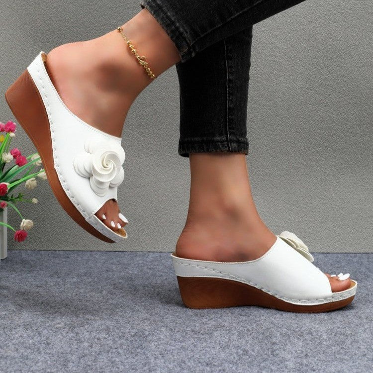 Flower Peep Toe Plateau-Wedge-Sandalen – Bild 6 | LuxeStyle