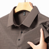 Farbe: Braun