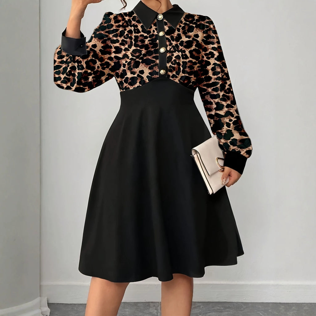 Midi-Kleid mit Leopardenmuster und Polo-Kragen