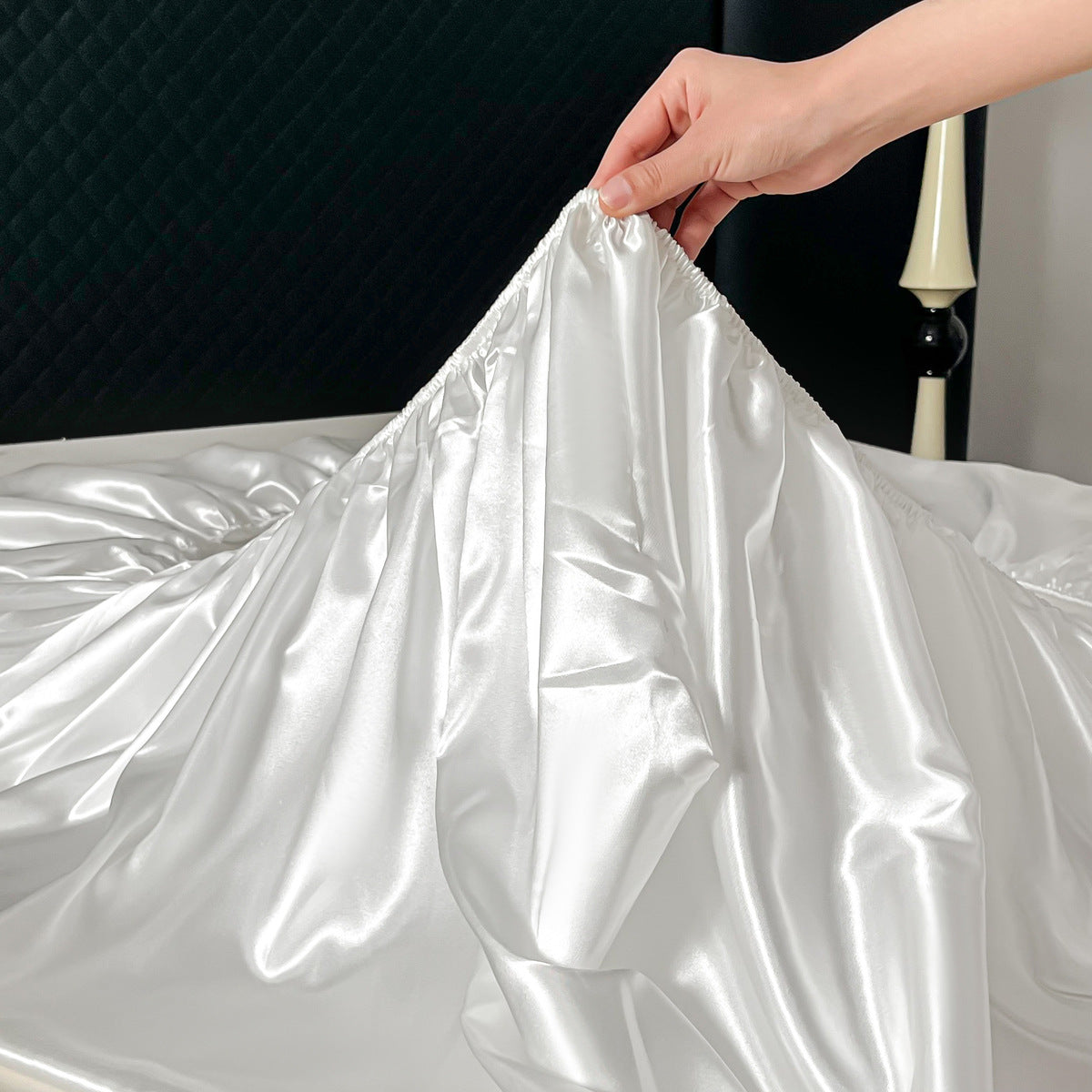 Satin-Look Spannbettlaken aus Eisseide