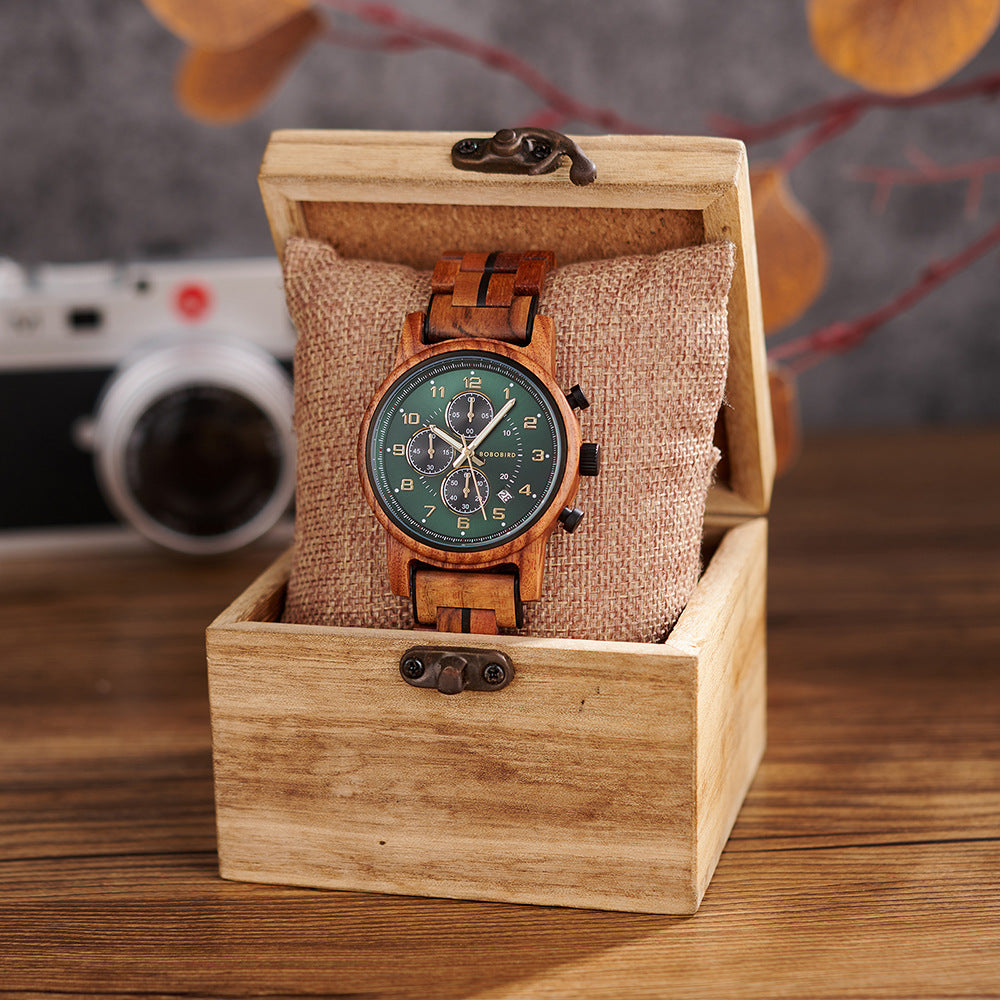 Herrenuhr aus Holz