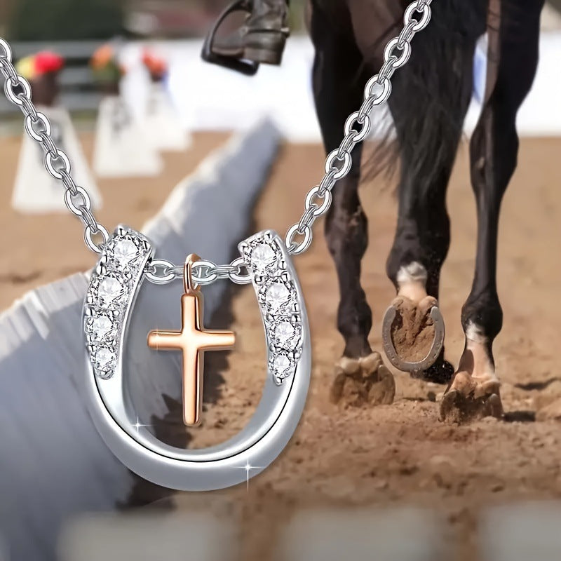 Glücks-Halskette «Fortune» · Hufeisen & Kreuz mit Zirkonia – LuxeStyle