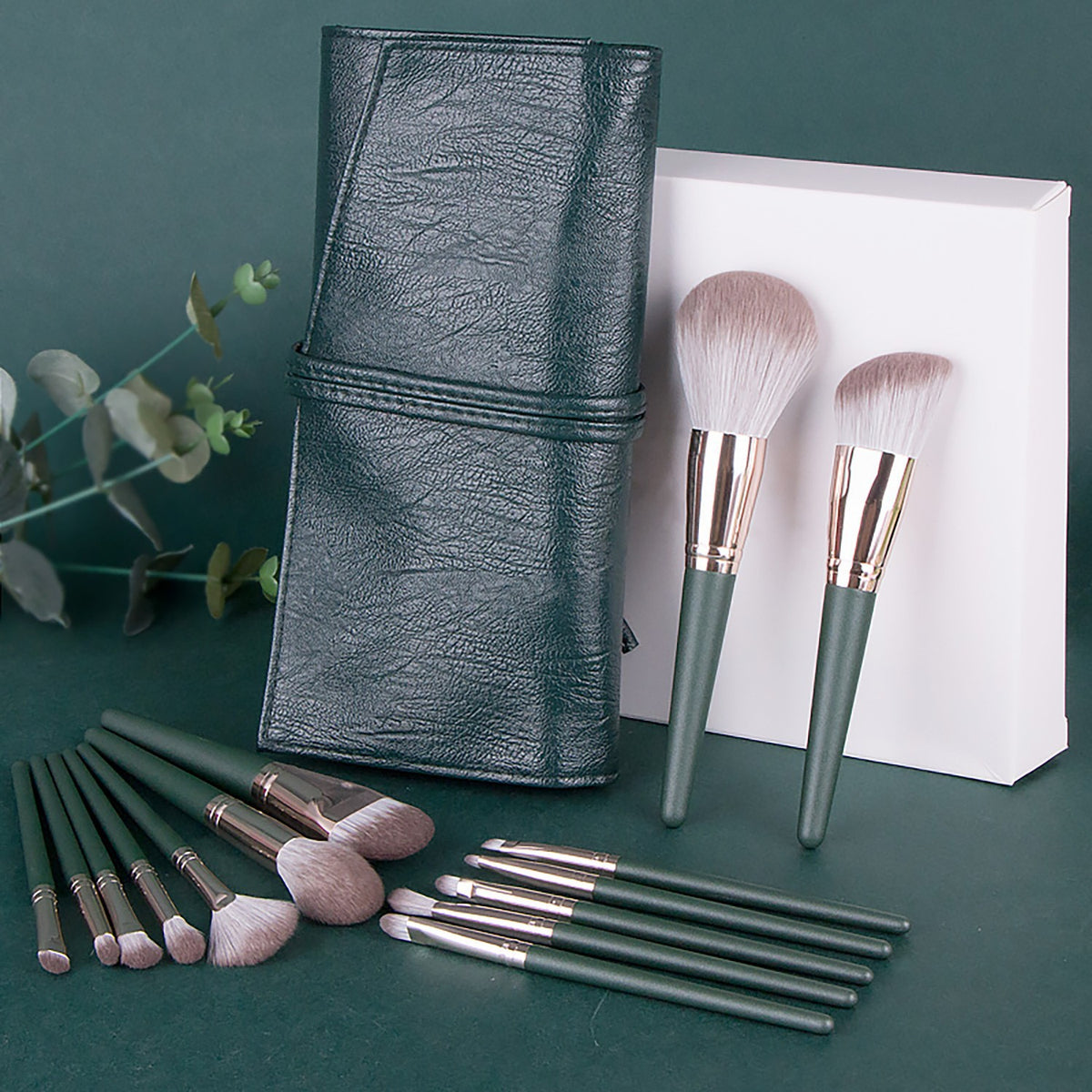 Green Cloud 14 Make-up Pinsel-Set – Bild 6 | LuxeStyle