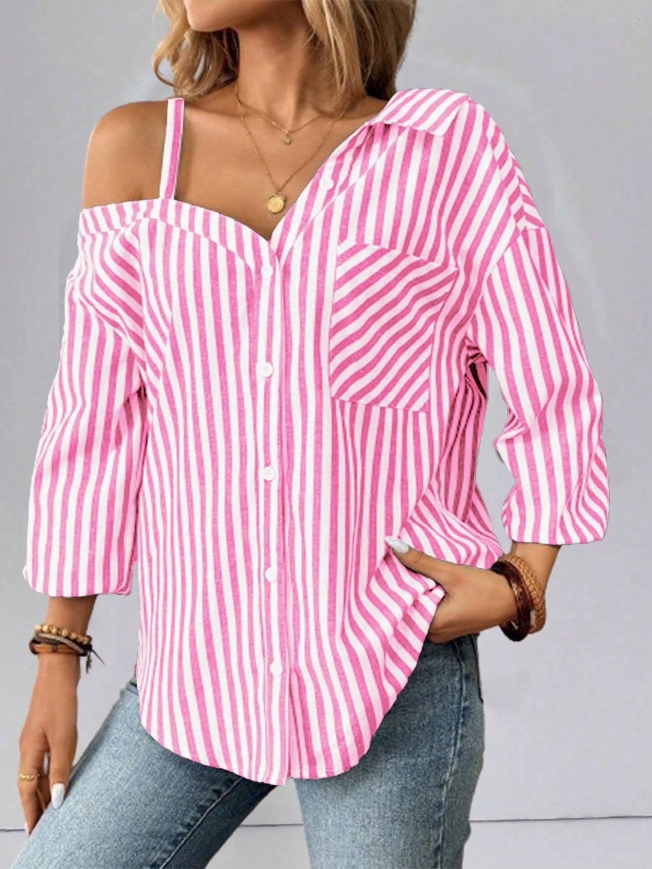 Blaues Streifen-Shirt