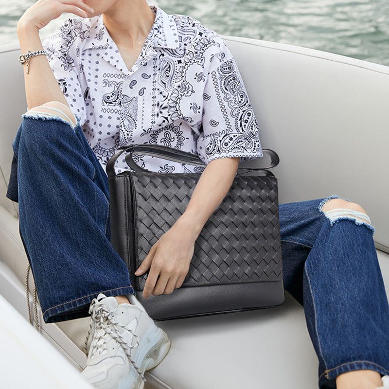 Schwarze Ledertasche für Männer | LuxeStyle