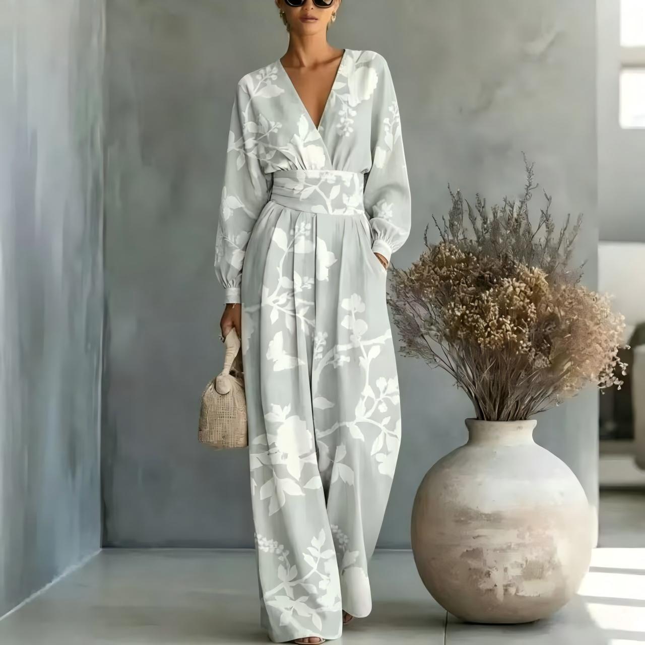 Damen Jumpsuit mit V-Ausschnitt und Print