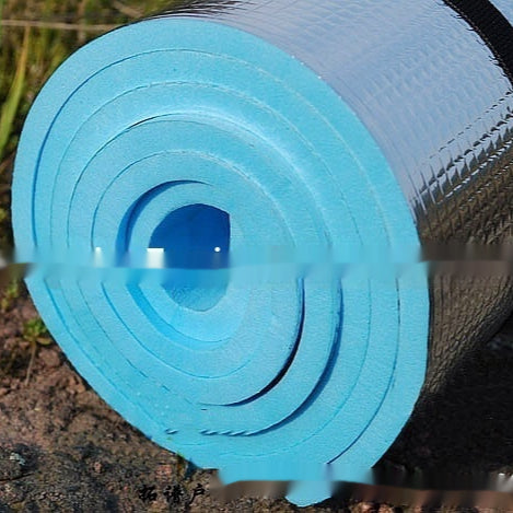 Wasserdichte Outdoor-Matte aus Aluminiumfolie – Bild 1 | LuxeStyle