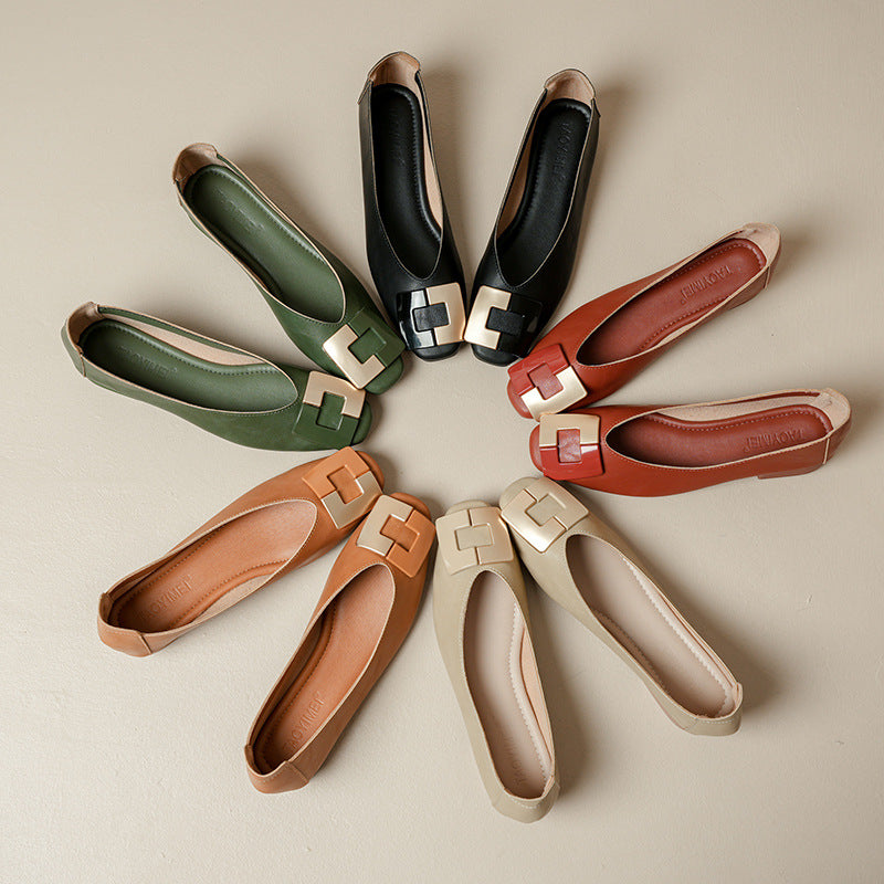 Bequeme Leder-Slipper mit niedrigem Absatz