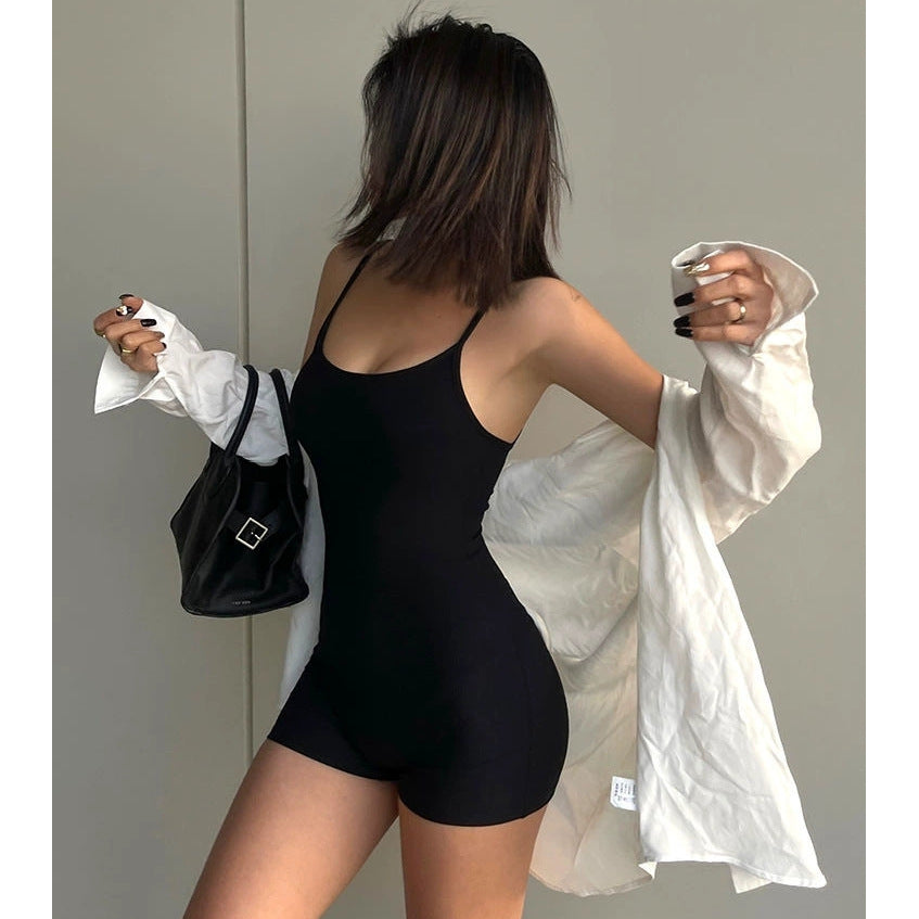 Sommerlicher Jumpsuit mit Taillentasche