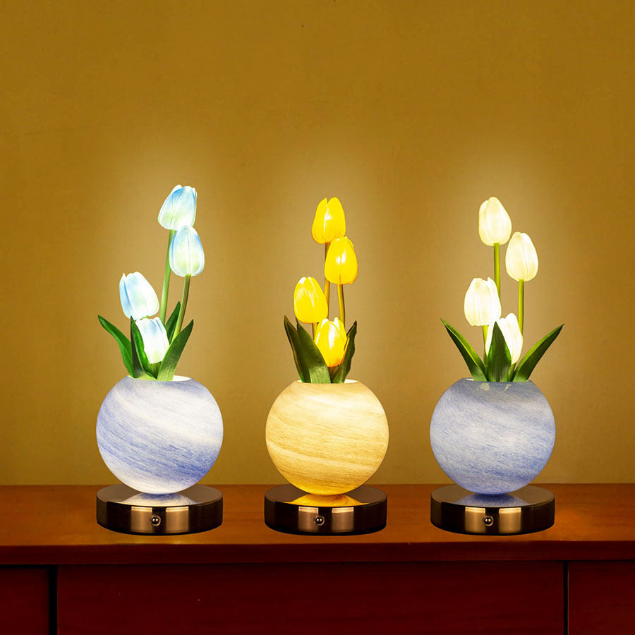 LED Tulpen-Planet Nachtlicht für Tisch – Bild 4 | LuxeStyle