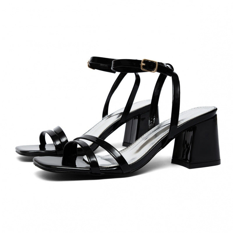 Chunky-heeled Schuhe mit Schnallenverschluss | LuxeStyle