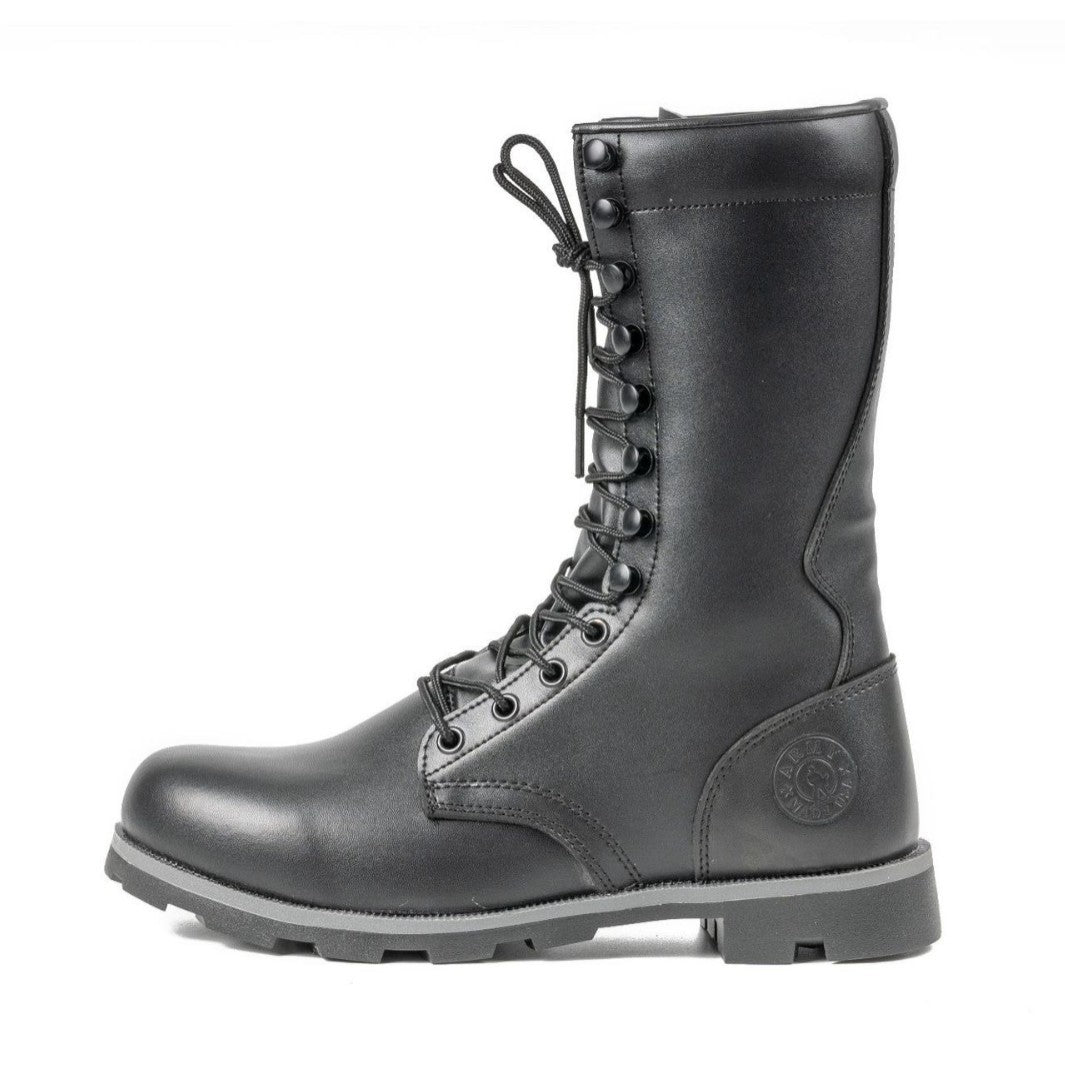 Schwarze Kampfstiefel