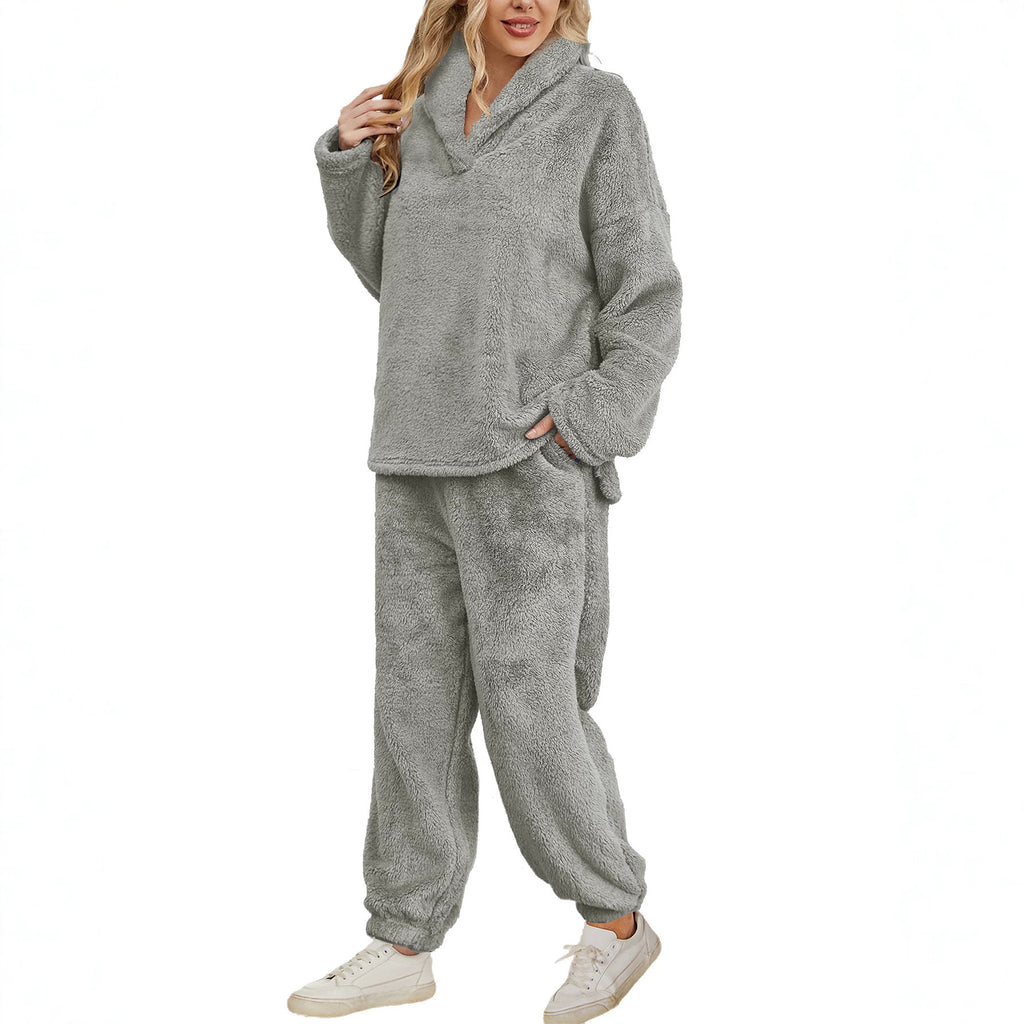 Plüsch-Hoodie-Set mit Kapuze – Bild 4 | LuxeStyle