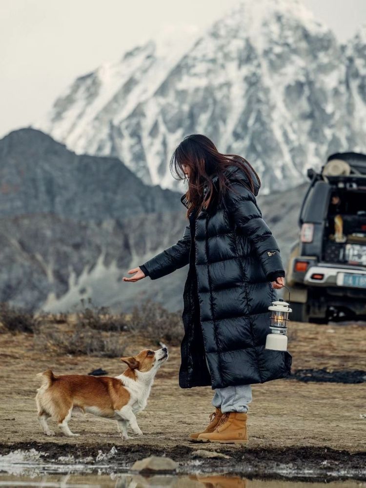Lange Winter-Daunenjacke für Damen – Bild 5 | LuxeStyle