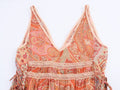Paisley-Kleid mit V-Ausschnitt und Spitze