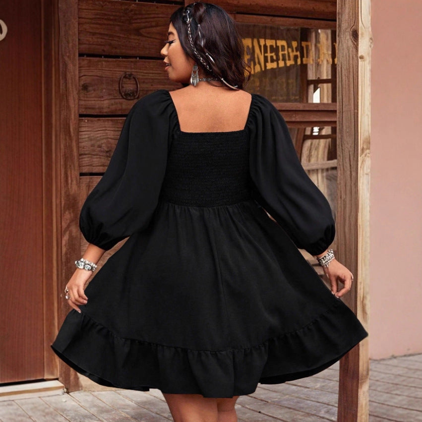 Elegantes besticktes V-Ausschnitt Midikleid – Bild 1 | LuxeStyle