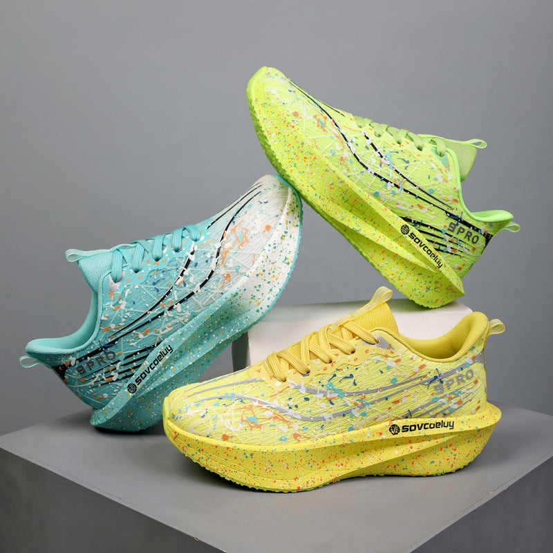 Marathon Carbon-Sneaker mit Leuchteffekt