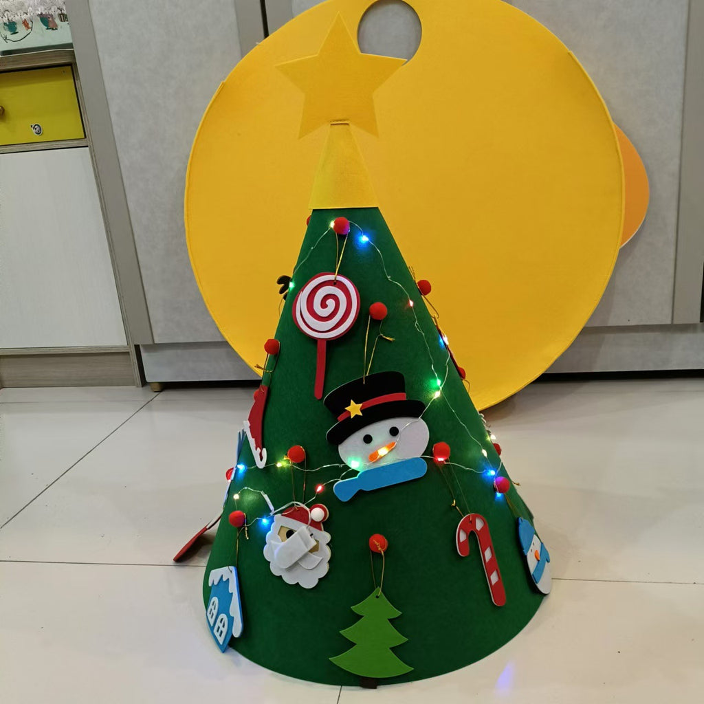 Filz-Weihnachtsbaum mit Lichtern – Bild 5 | LuxeStyle