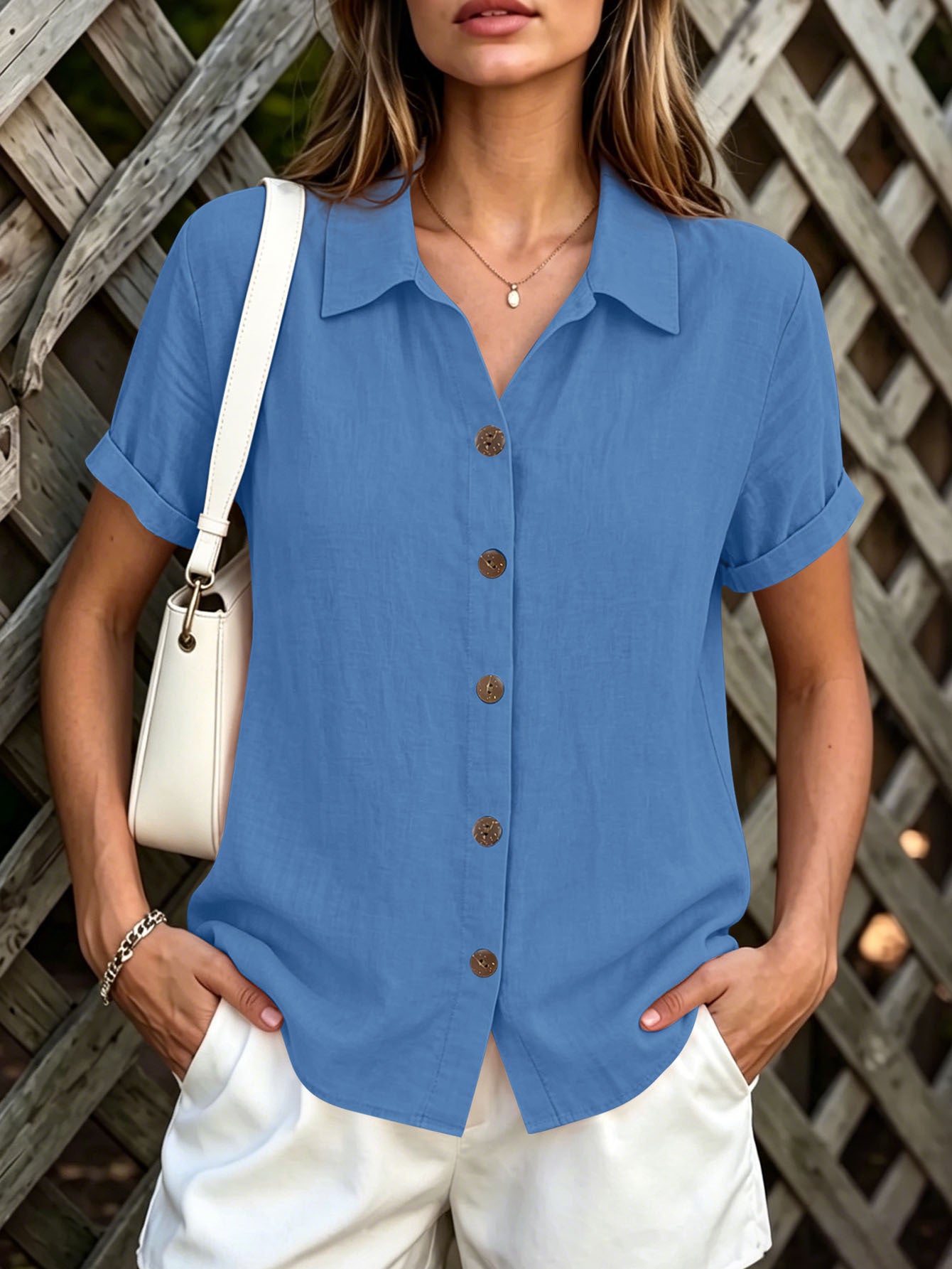 Sommerbluse mit Knopfleiste