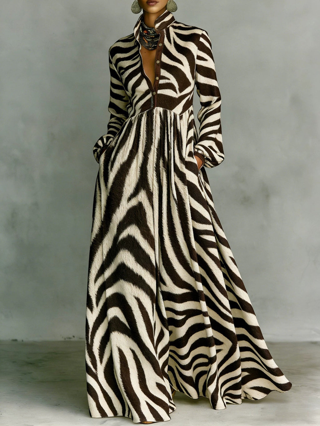 Maxikleid mit Stehkragen und Vintage-Print – Bild 14 | LuxeStyle