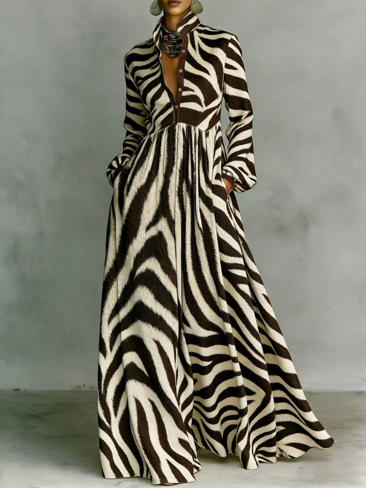 Maxikleid mit Stehkragen und Vintage-Print – Bild 14 | LuxeStyle
