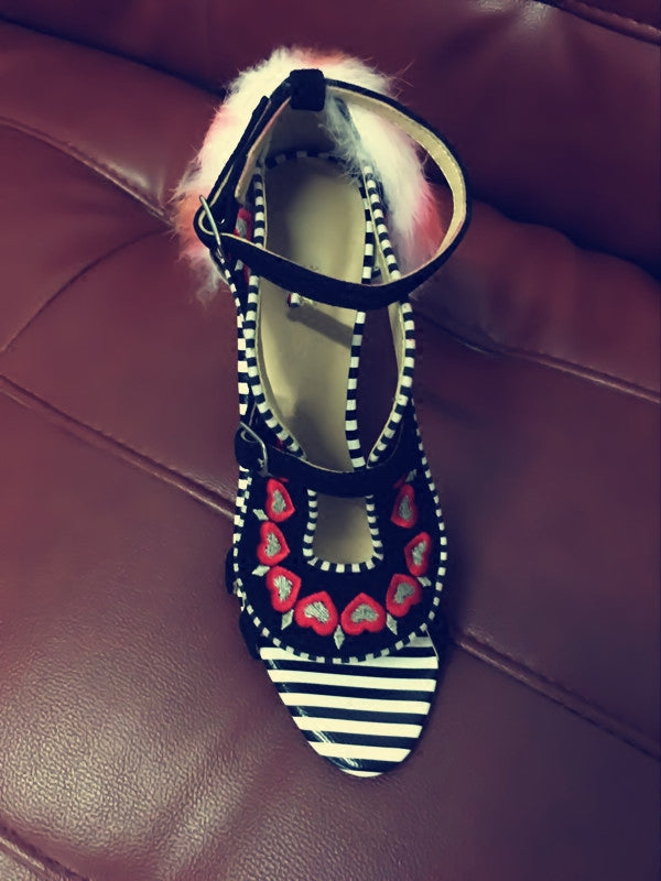 Herz-Stickerei Schuhe & Sandalen mit Farbenfroher Kombination