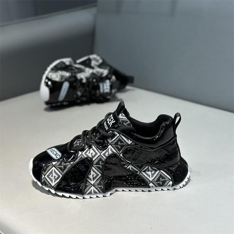 Mode-Sneaker mit Stickerei, dicksohlige Herrenschuhe