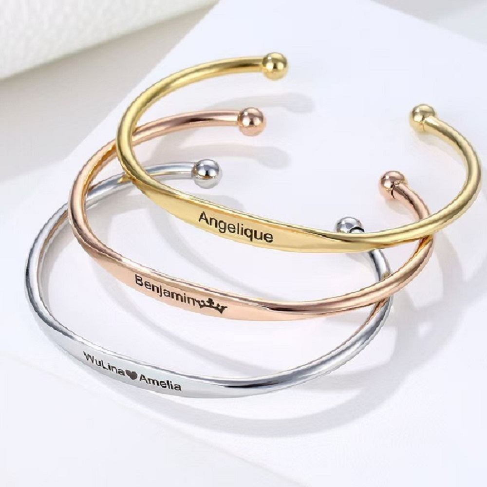 Personalisiertes Familiennamen-Armband – Bild 4 | LuxeStyle