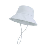Farbe: Grau