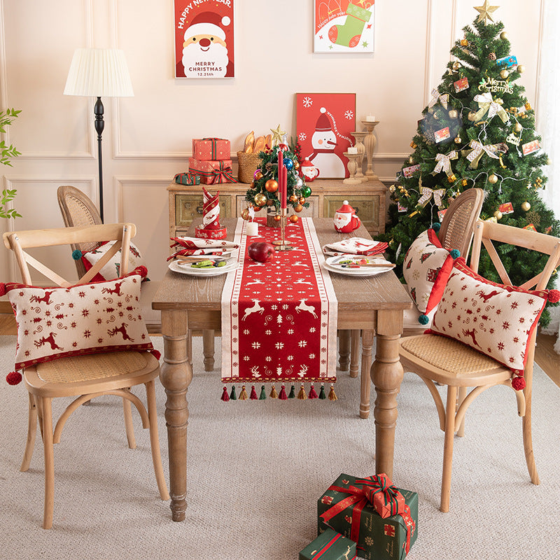 Jacquard-Kissenhülle Weihnachten, Elch & Tanne – Bild 2 | LuxeStyle