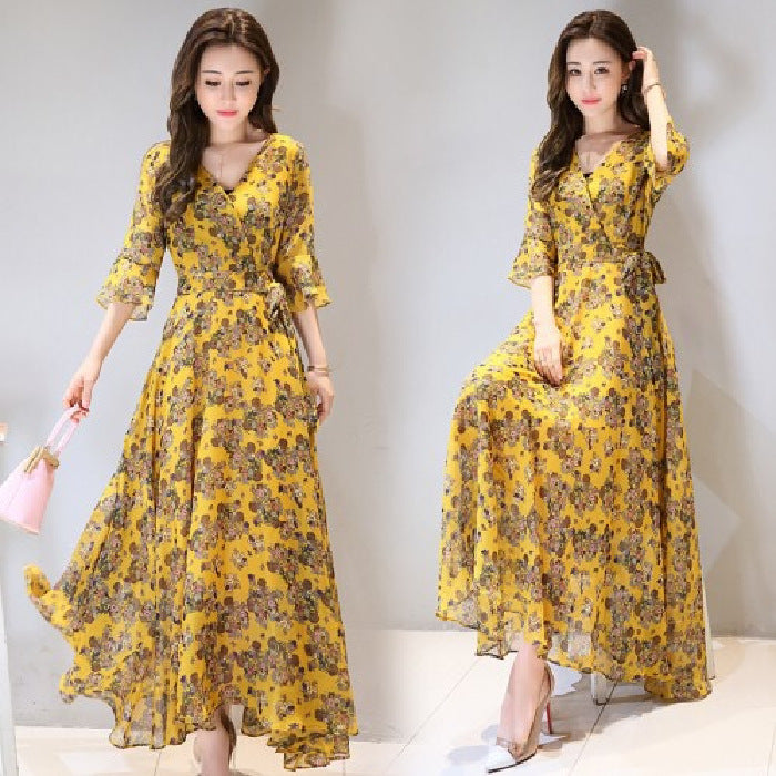 Sommerliches Chiffonkleid mit Blumenprint