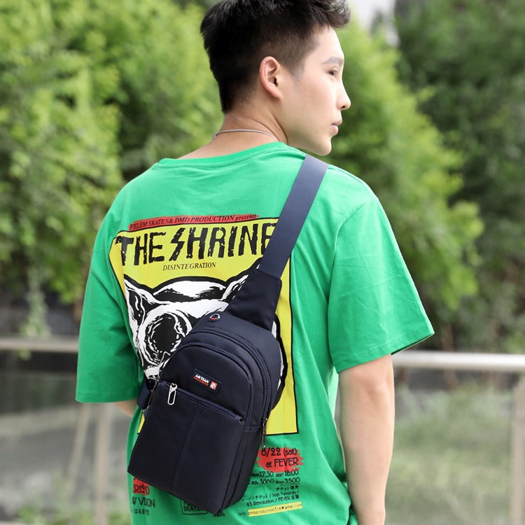 Sportliche, minimalistische Crossbody Bag für Herren – Ansicht 7