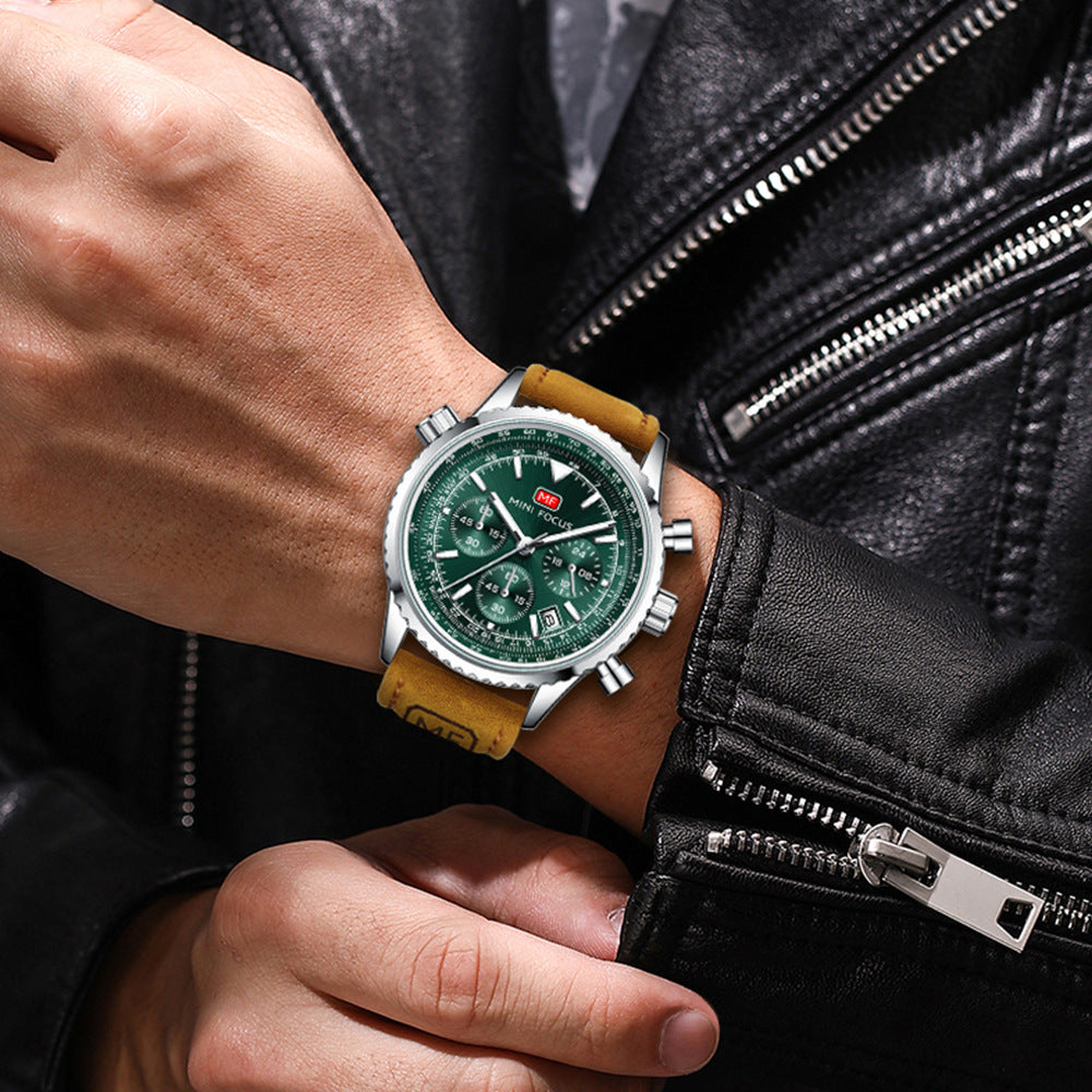 Herren-Chronograph mit Lederarmband