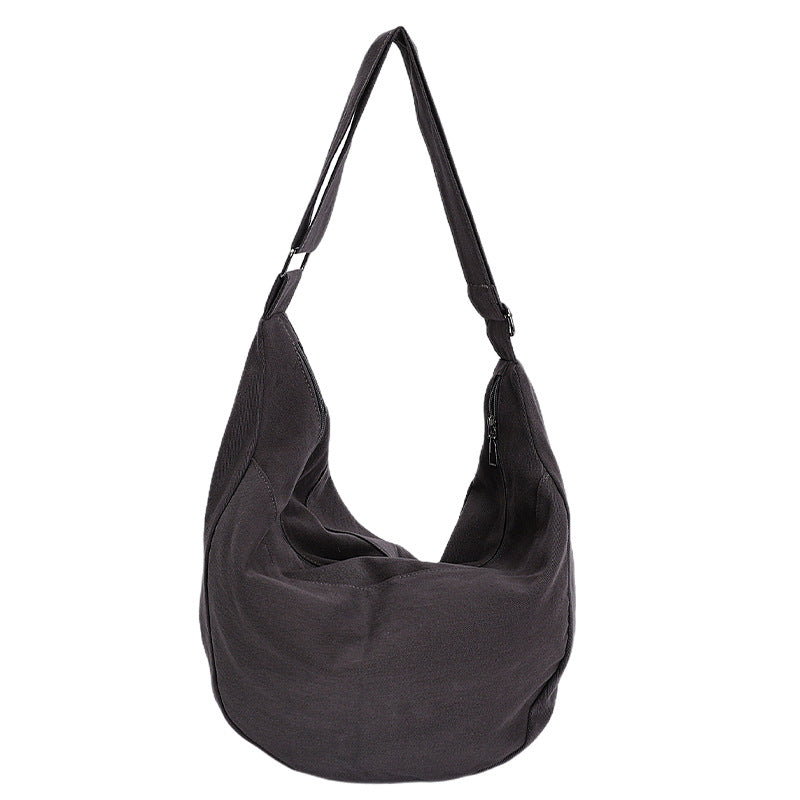 Schwarze Minimalist-Crossbody-Tasche – Bild 5 | LuxeStyle