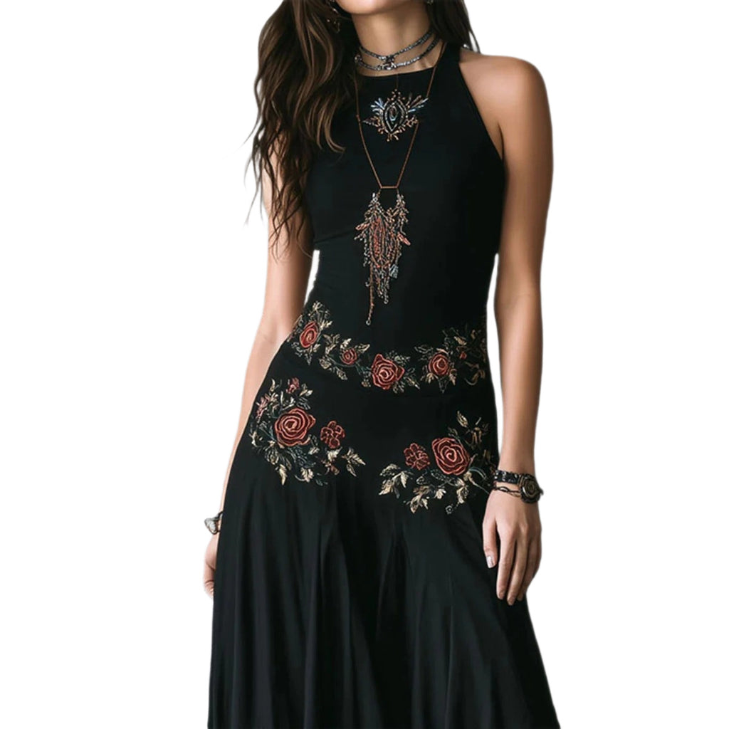 Figurschmeichelndes Kleid mit asymmetrischem Saum