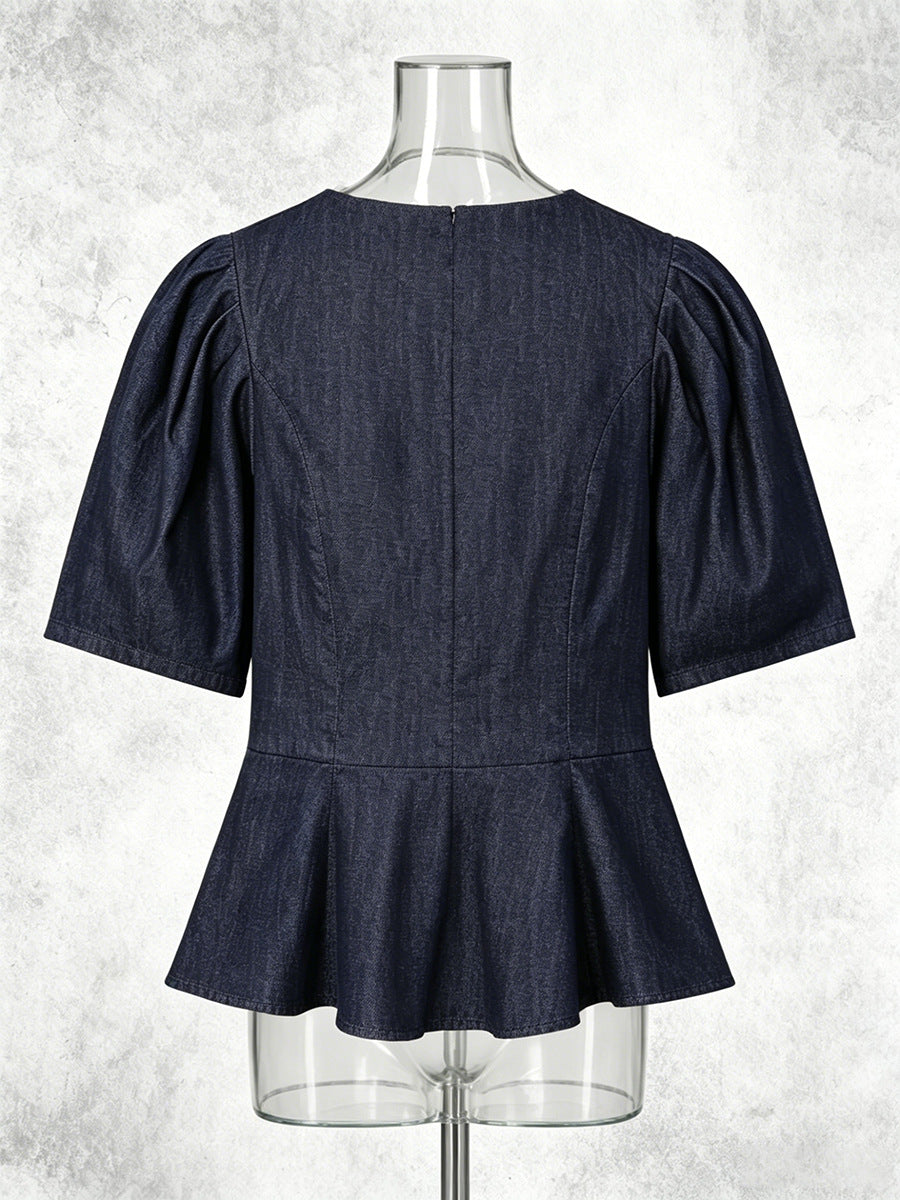 Peplum-Bluse mit Froschknöpfen und Puffärmeln
