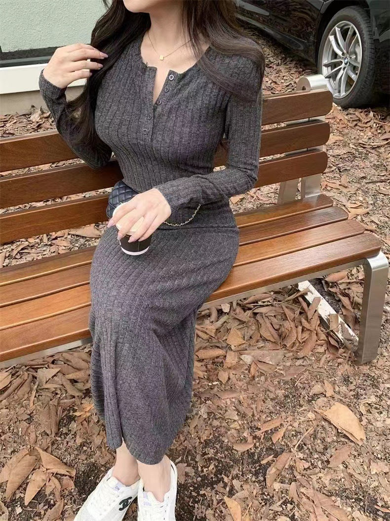 Französisches Strickkleid – Bild 3 | LuxeStyle
