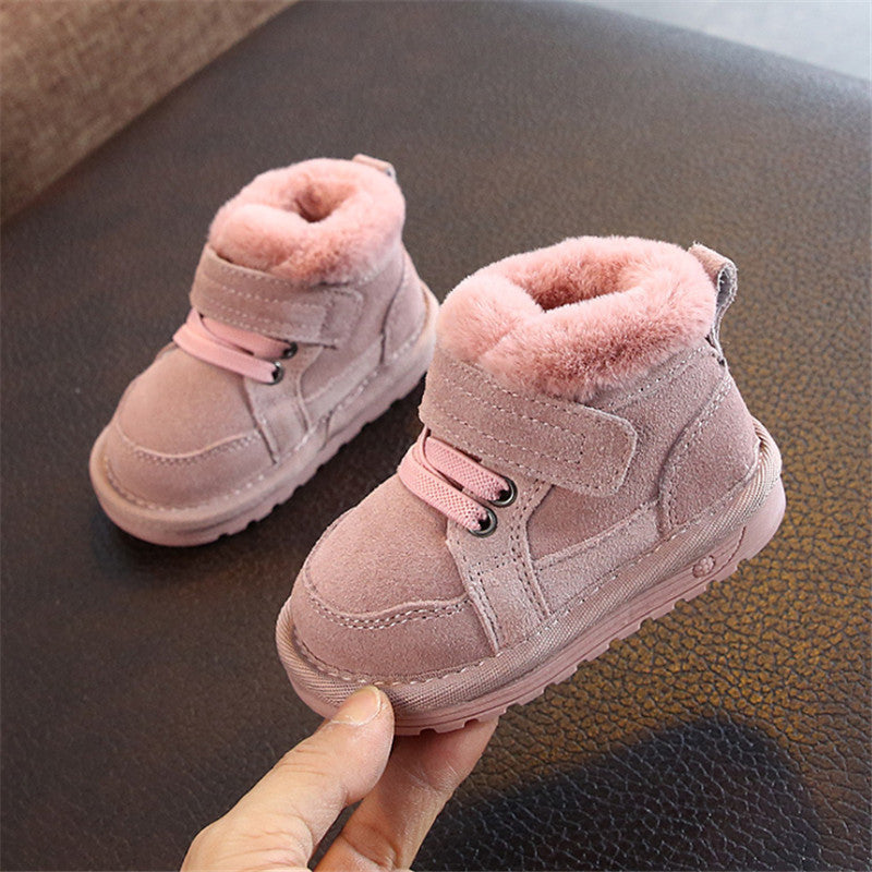 Kuschelige Baby Boots mit Klettverschluss | LuxeStyle