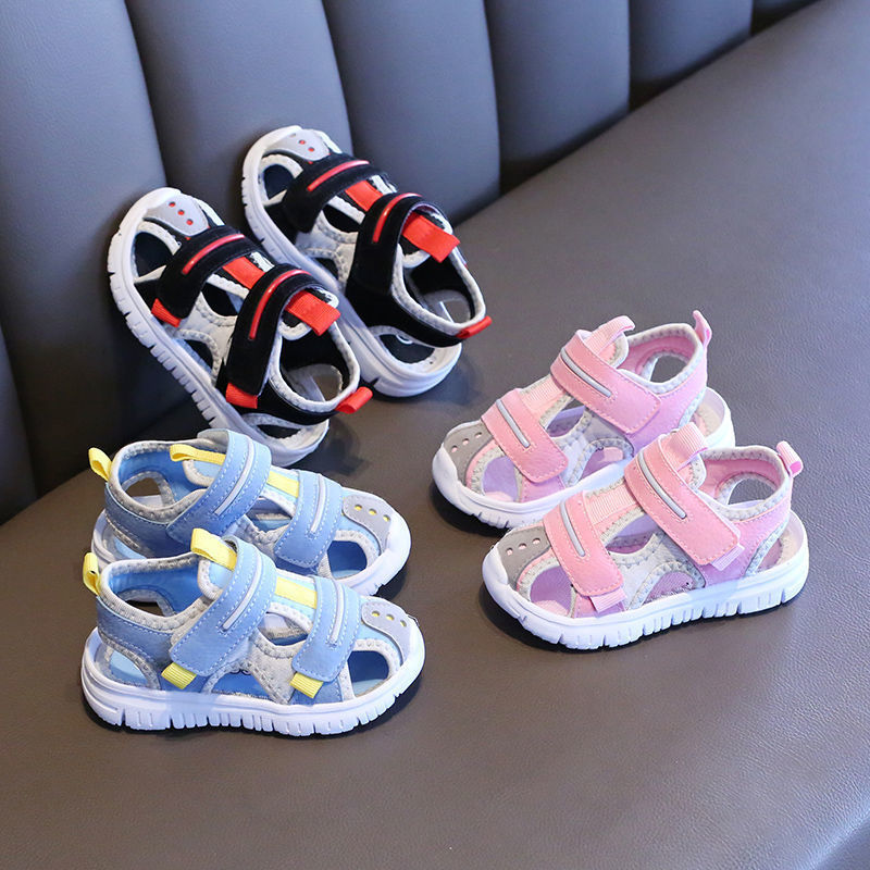 Kinder Sandalen Farbpassend