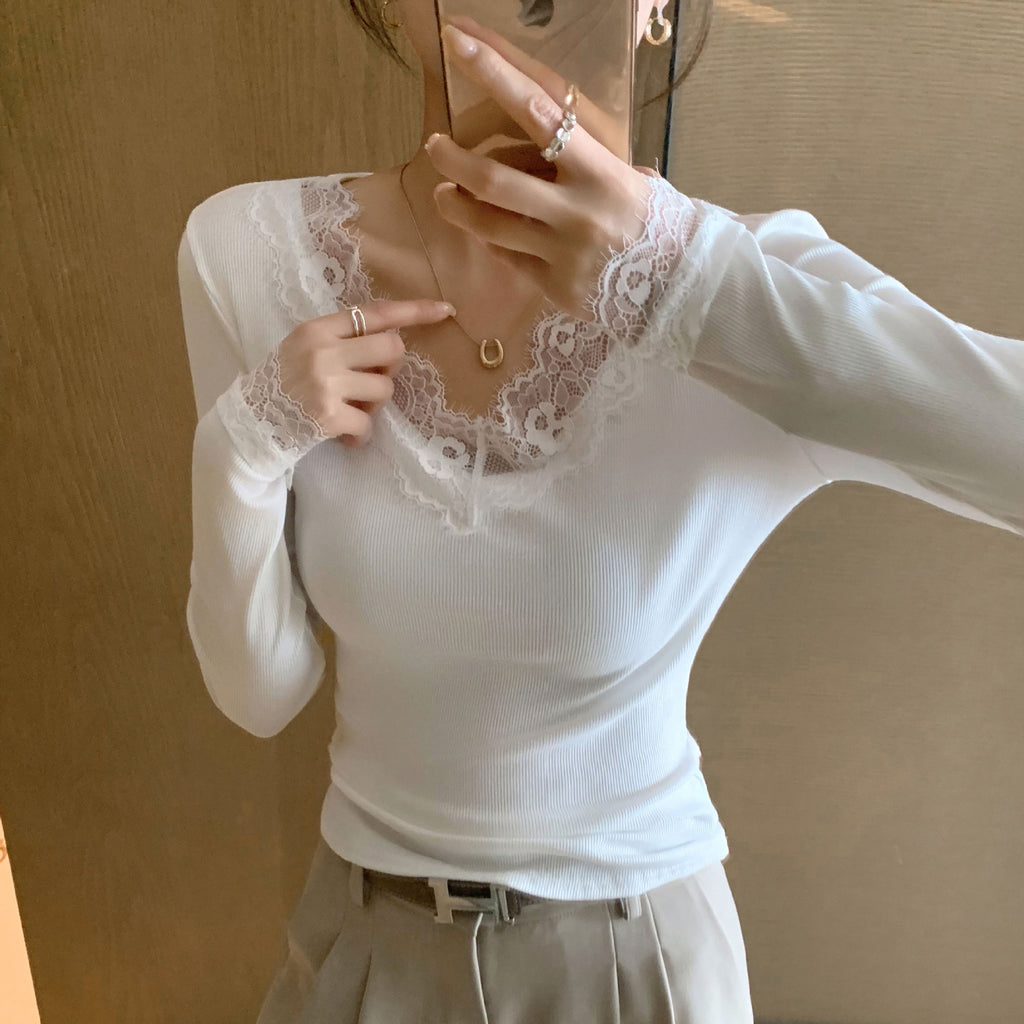 Spitzenbesetztes V-Neck Shirt mit Sheer-Look
