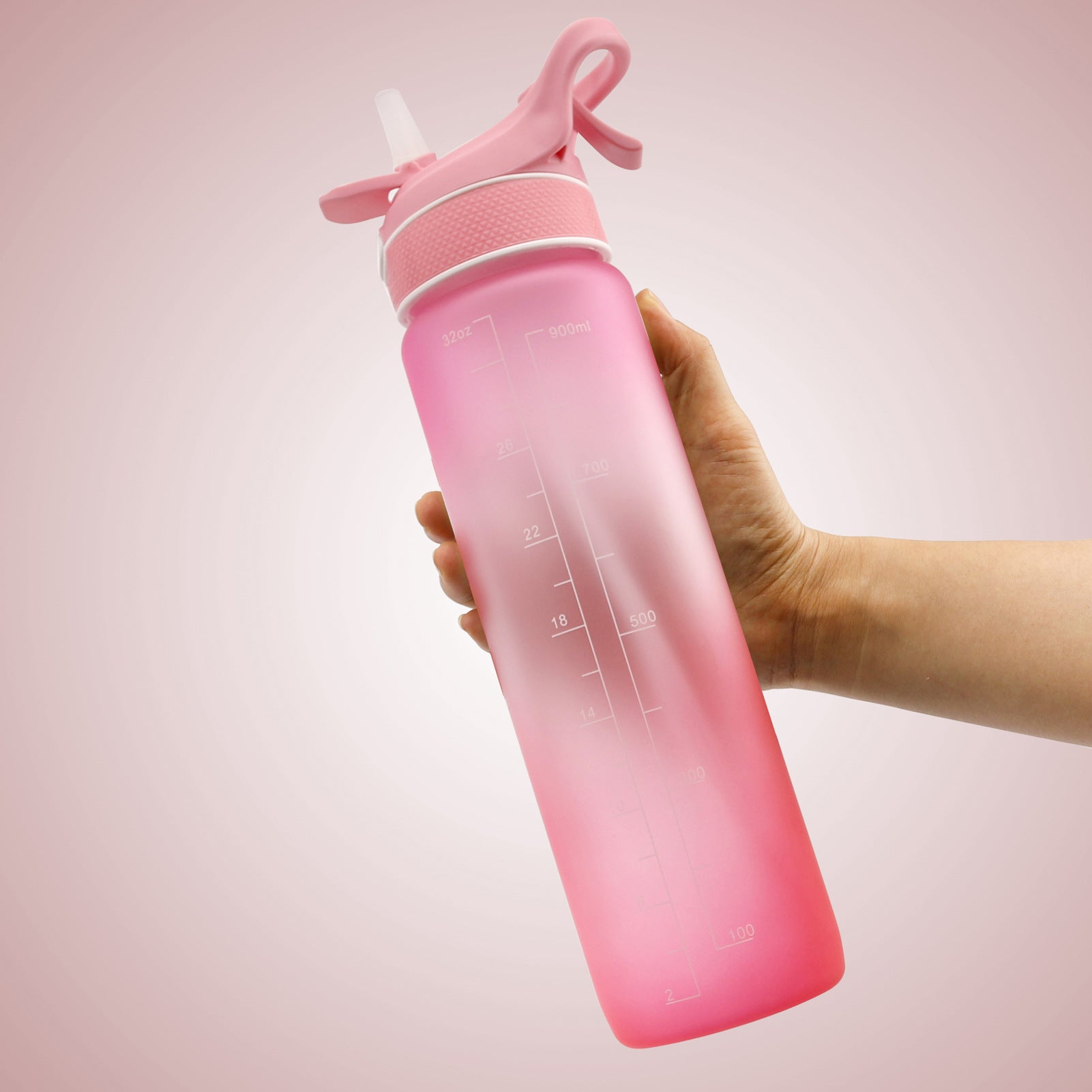 Sport-Trinkflasche mit Sprühfunktion & Zeitmarker