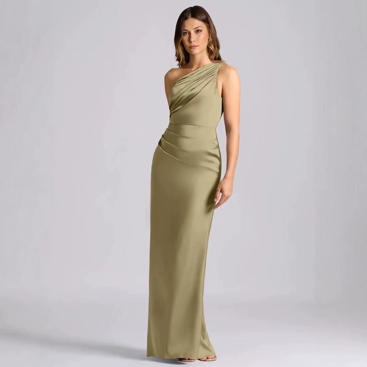 Elegantes schulterfreies Satin-Bodycon-Kleid – Bild 9 | LuxeStyle