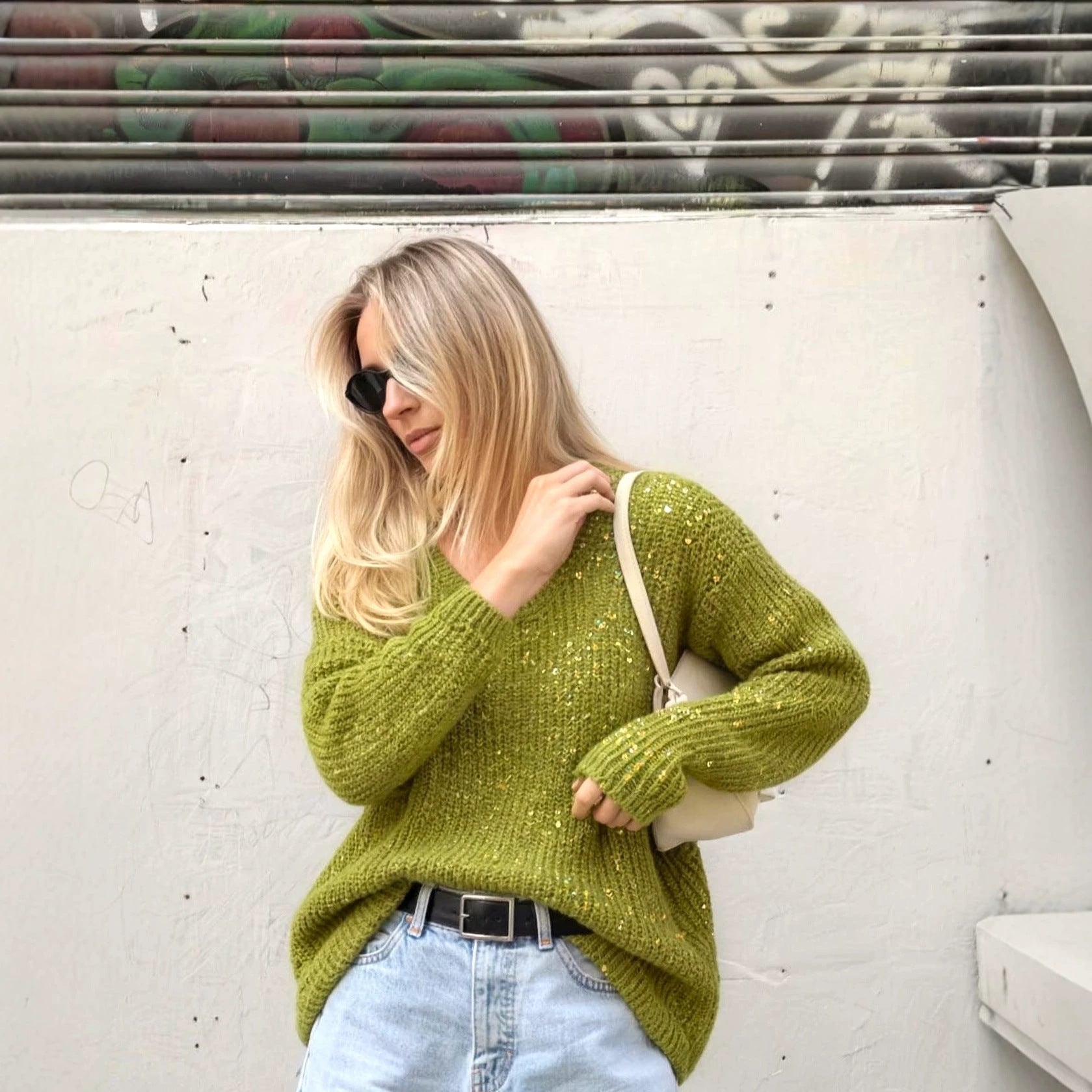 V-Ausschnitt Bluse mit langen Ärmeln