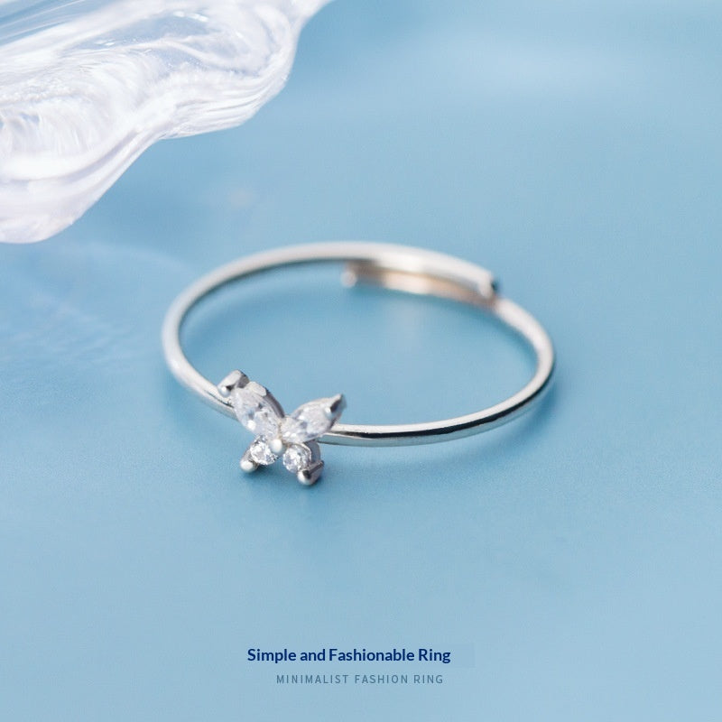 Verstellbarer Schmetterling Open Ring mit Diamanten